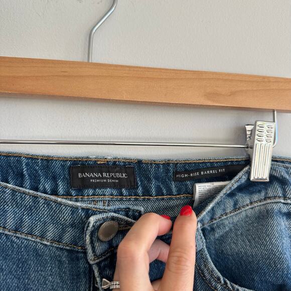 Banana Republic High Rise Barrel Fit Jeans Hemlock Wash 28 - Picture 5 of 10